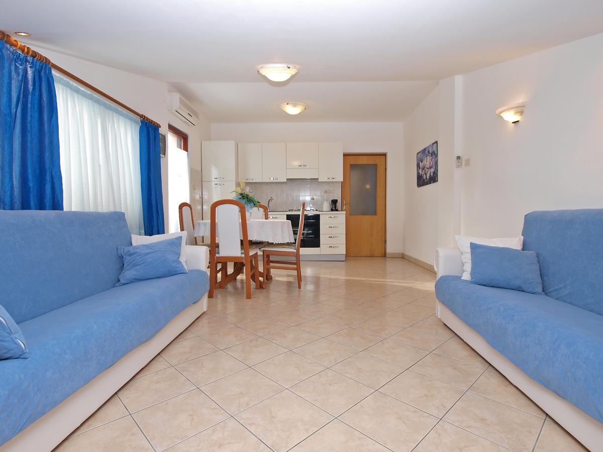 Apartments Milan 1048 Rovinj Ngoại thất bức ảnh