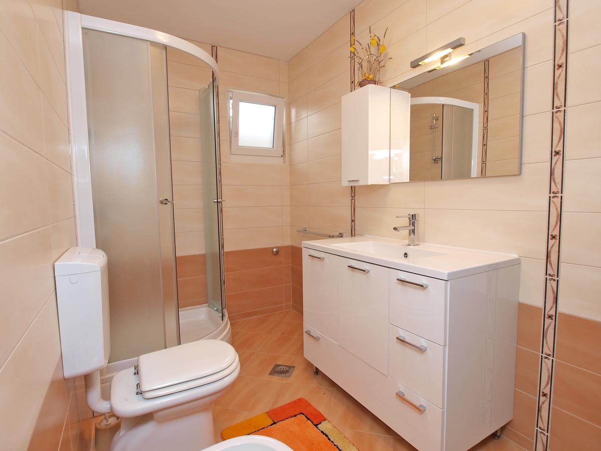 Apartments Milan 1048 Rovinj Ngoại thất bức ảnh